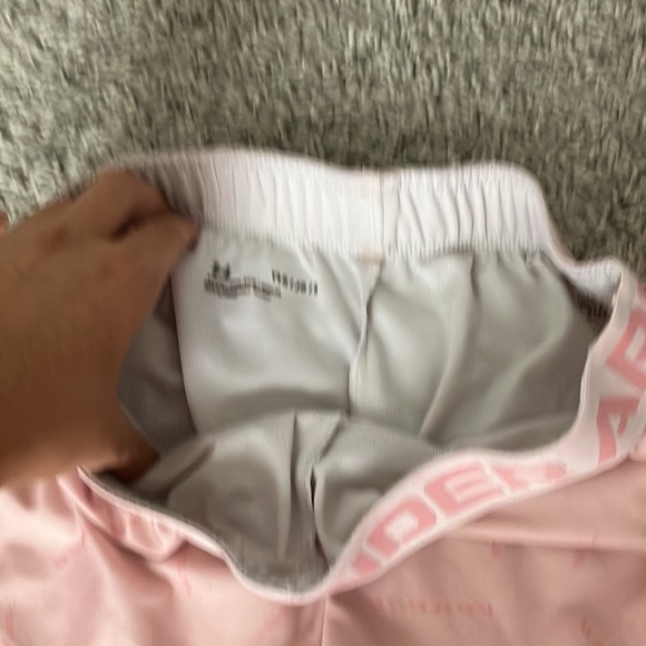 Four pack bundle of girls under armour work out shorts. - Picture 5 of 5